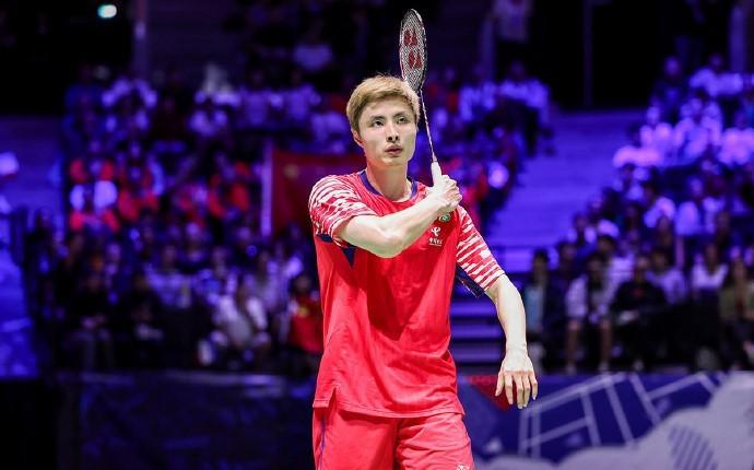 石宇奇2-1逆转黑马赖浩俊，2018年后再度打进世锦赛决赛